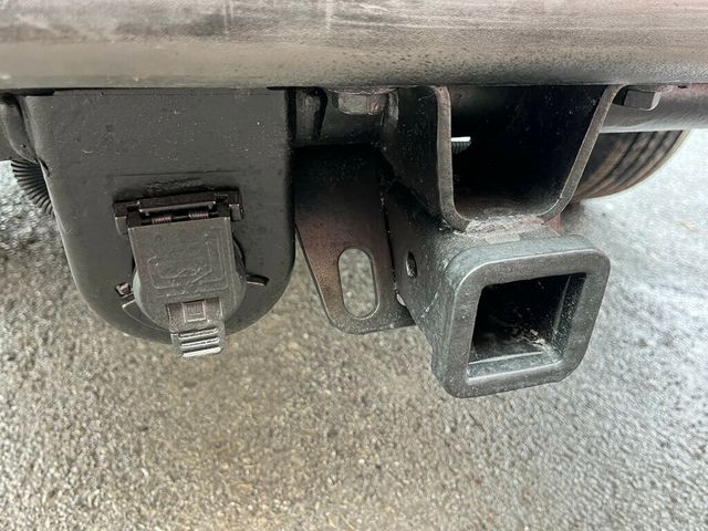 2002 Chevrolet Tahoe Z71 Off Road 4x4 with Rear Barn doors - 22975852 - 8