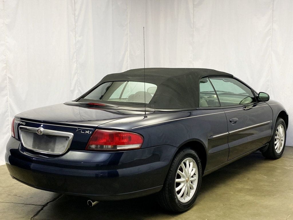 2002 Chrysler Sebring 2dr Convertible LXi - 22932710 - 12
