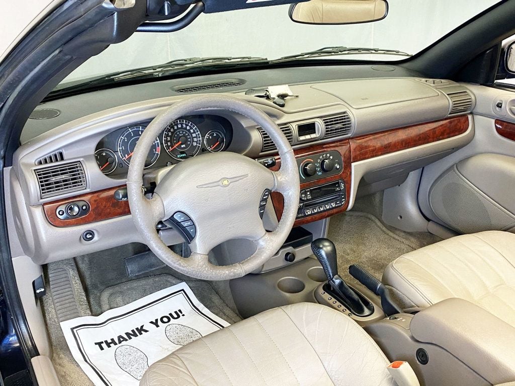 2002 Chrysler Sebring 2dr Convertible LXi - 22932710 - 28
