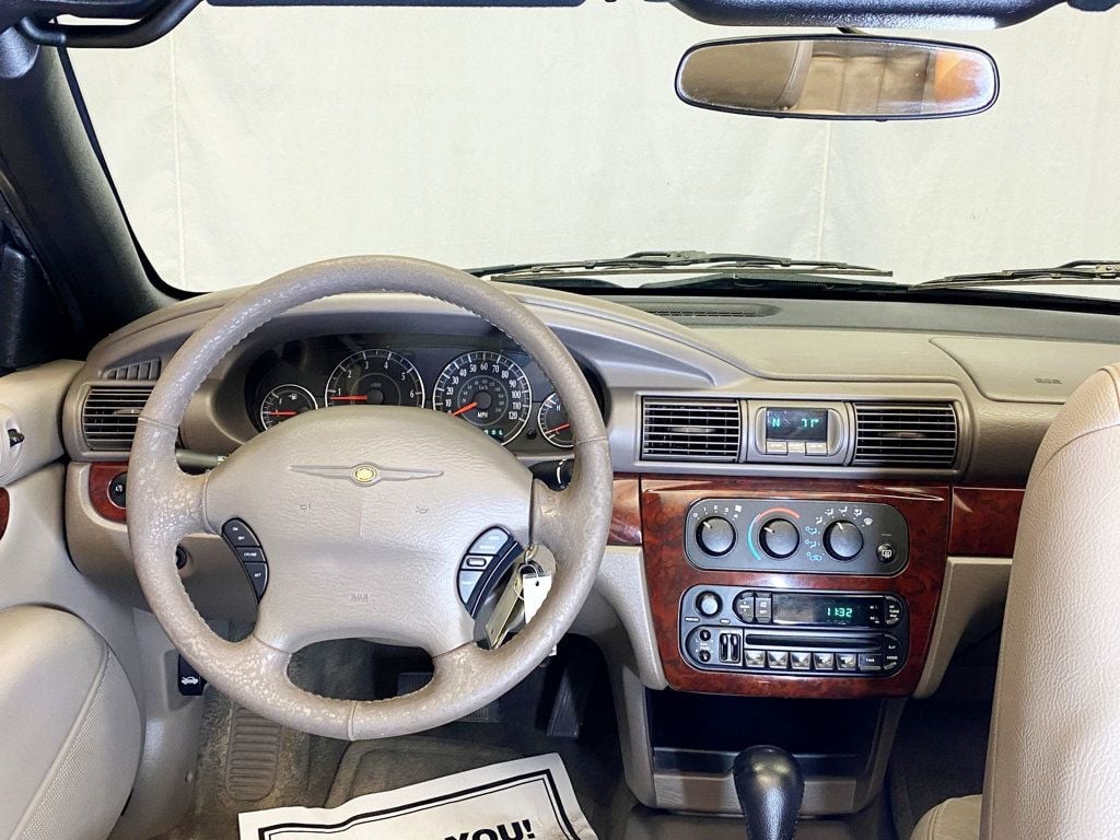 2002 Chrysler Sebring 2dr Convertible LXi - 22932710 - 51