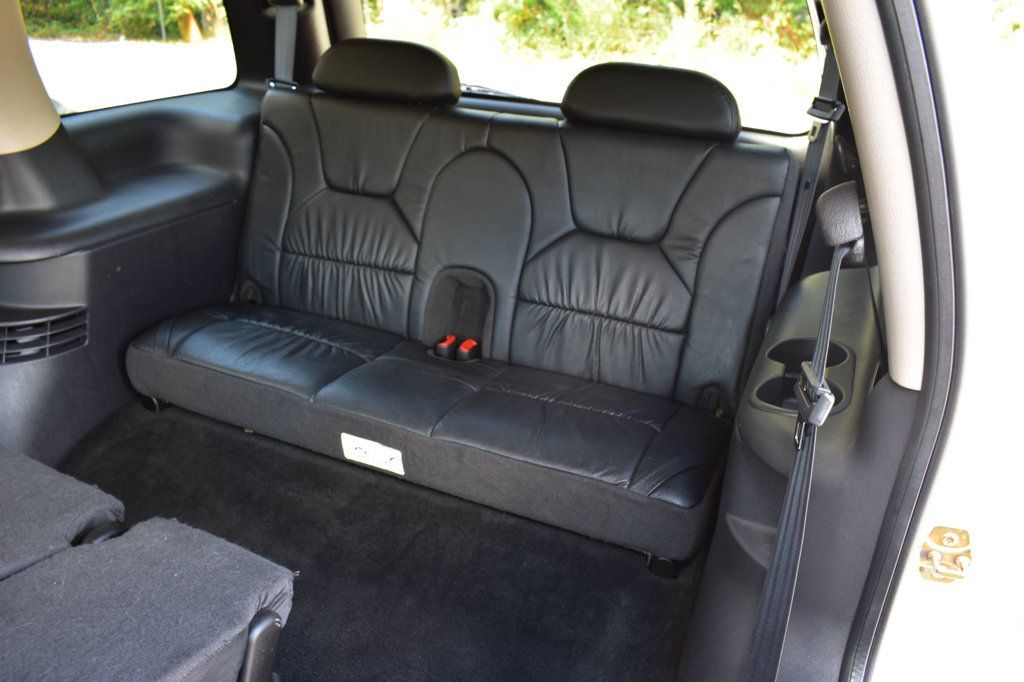 2002 Dodge Durango SLT Plus photo 25