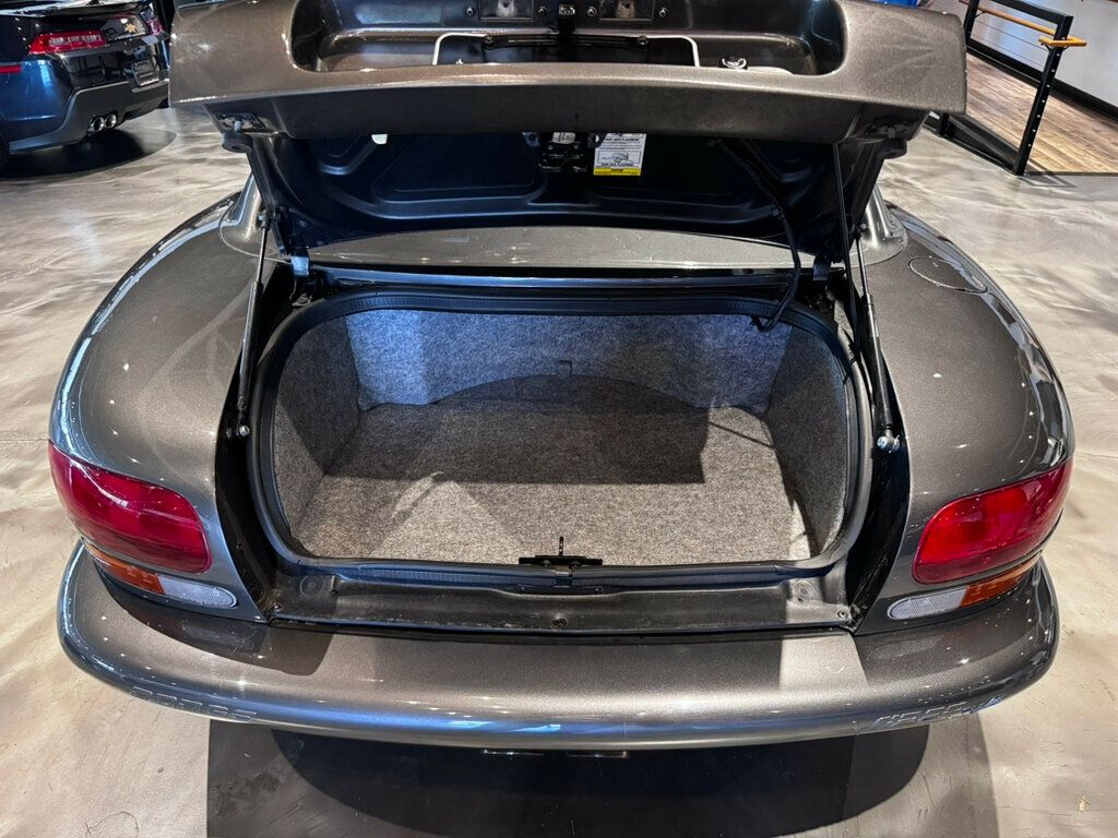 2002 Dodge Viper Convertible/6SpeedManual/V10/AlpineAudio/RemoteKeylessEntry/ABS - 23017612 - 17