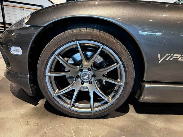 2002 Dodge Viper Convertible/6SpeedManual/V10/AlpineAudio/RemoteKeylessEntry/ABS - 23017612 - 23