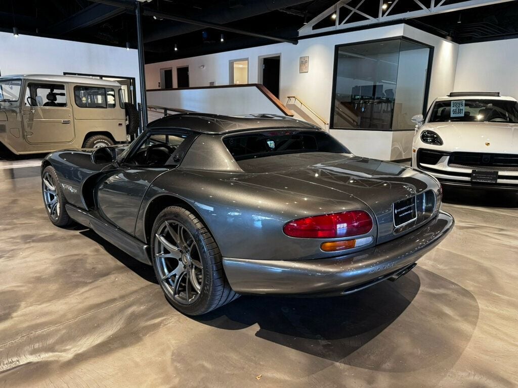 2002 Dodge Viper Convertible/6SpeedManual/V10/AlpineAudio/RemoteKeylessEntry/ABS - 23017612 - 3
