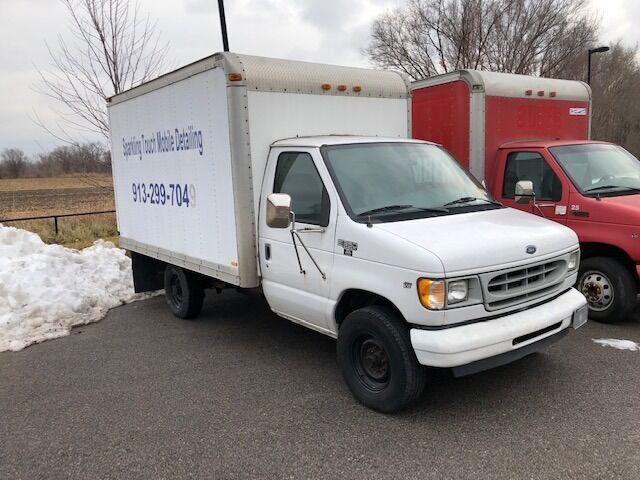 02 Ford Econoline Commercial Cutaway E 350 Super Duty 138 Wb Srw Not Specified For Sale Kansas City Ks 3 850 Motorcar Com