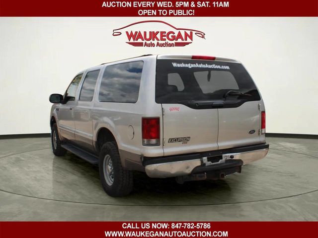 2002 Ford Excursion 137" WB 6.8L XLT 4WD - 23023838 - 3
