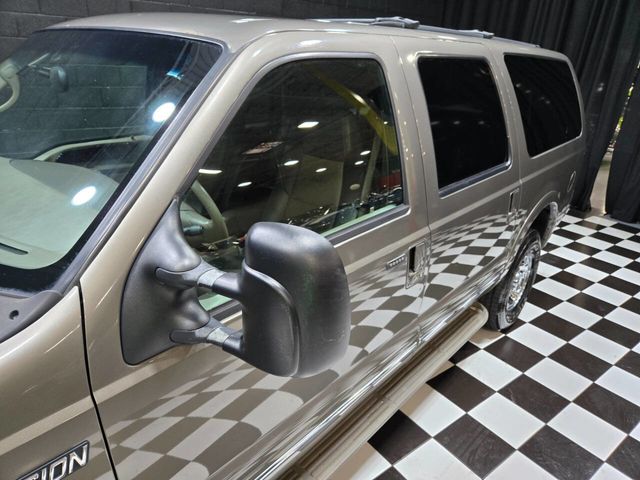 2002 Ford Excursion Limited 4WD 4dr SUV - 22982605 - 16