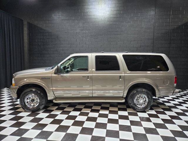 2002 Ford Excursion Limited 4WD 4dr SUV - 22982605 - 1