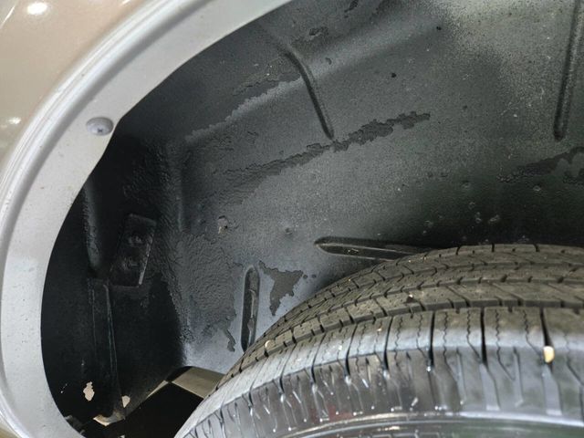 2002 Ford Excursion Limited 4WD 4dr SUV - 22982605 - 20