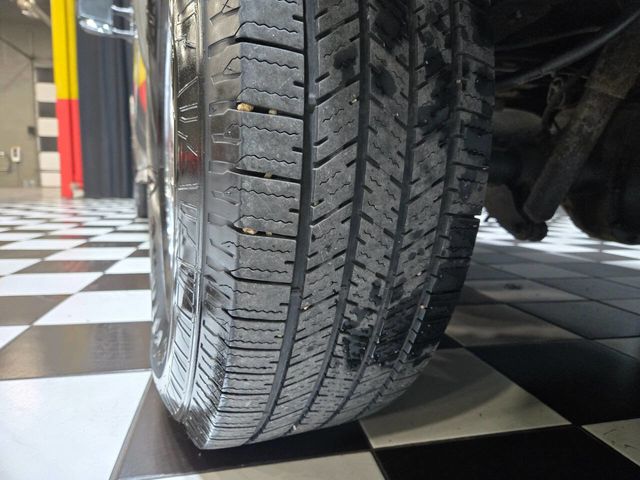 2002 Ford Excursion Limited 4WD 4dr SUV - 22982605 - 23