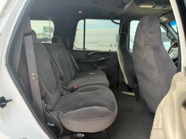 2002 Ford Expedition 119" WB XLT - 22976737 - 11