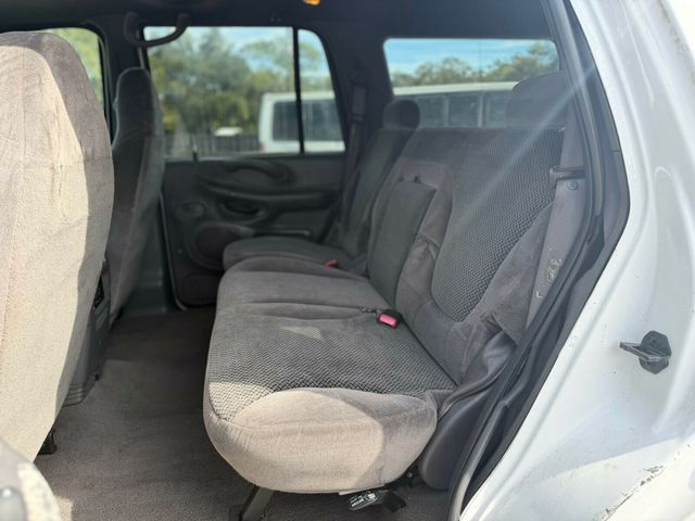 2002 Ford Expedition 119" WB XLT - 22976737 - 12