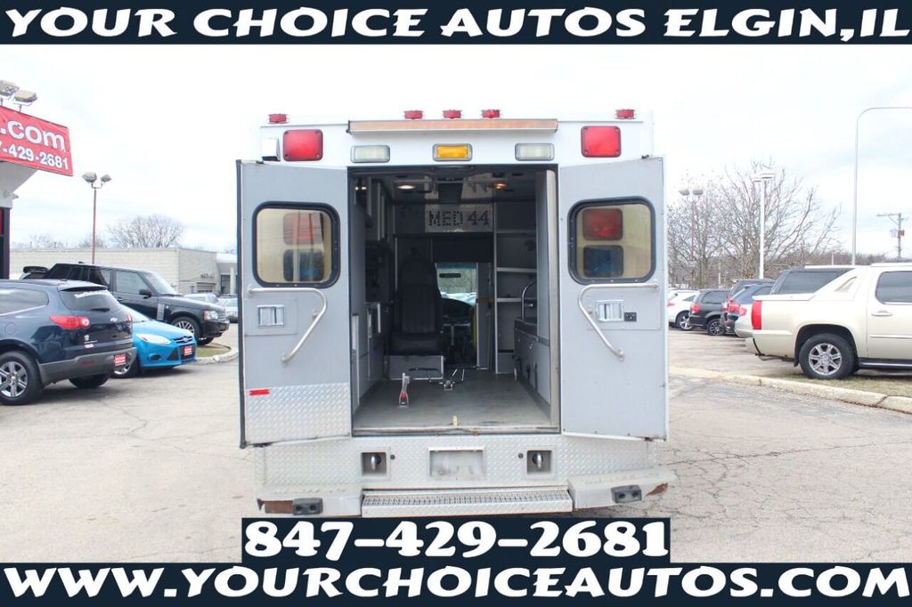 2002 Ford E-Series E 450 SD 2dr Commercial/Cutaway/Chassis 158 176 in. WB - 21837924 - 13
