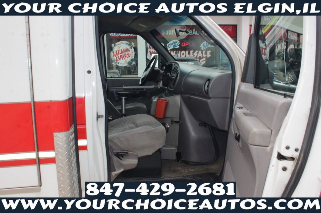 2002 Ford E-Series E 450 SD 2dr Commercial/Cutaway/Chassis 158 176 in. WB - 21837924 - 22