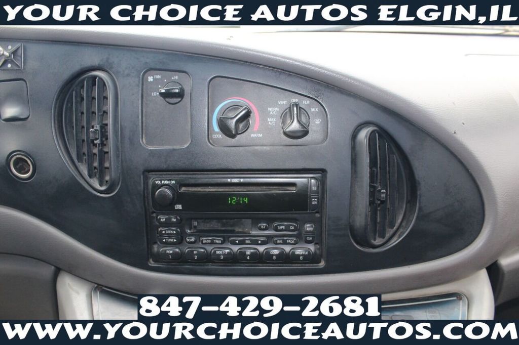 2002 Ford E-Series E 450 SD 2dr Commercial/Cutaway/Chassis 158 176 in. WB - 21837924 - 28
