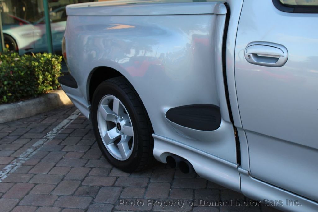 2002 Ford F-150 Lightning photo 22