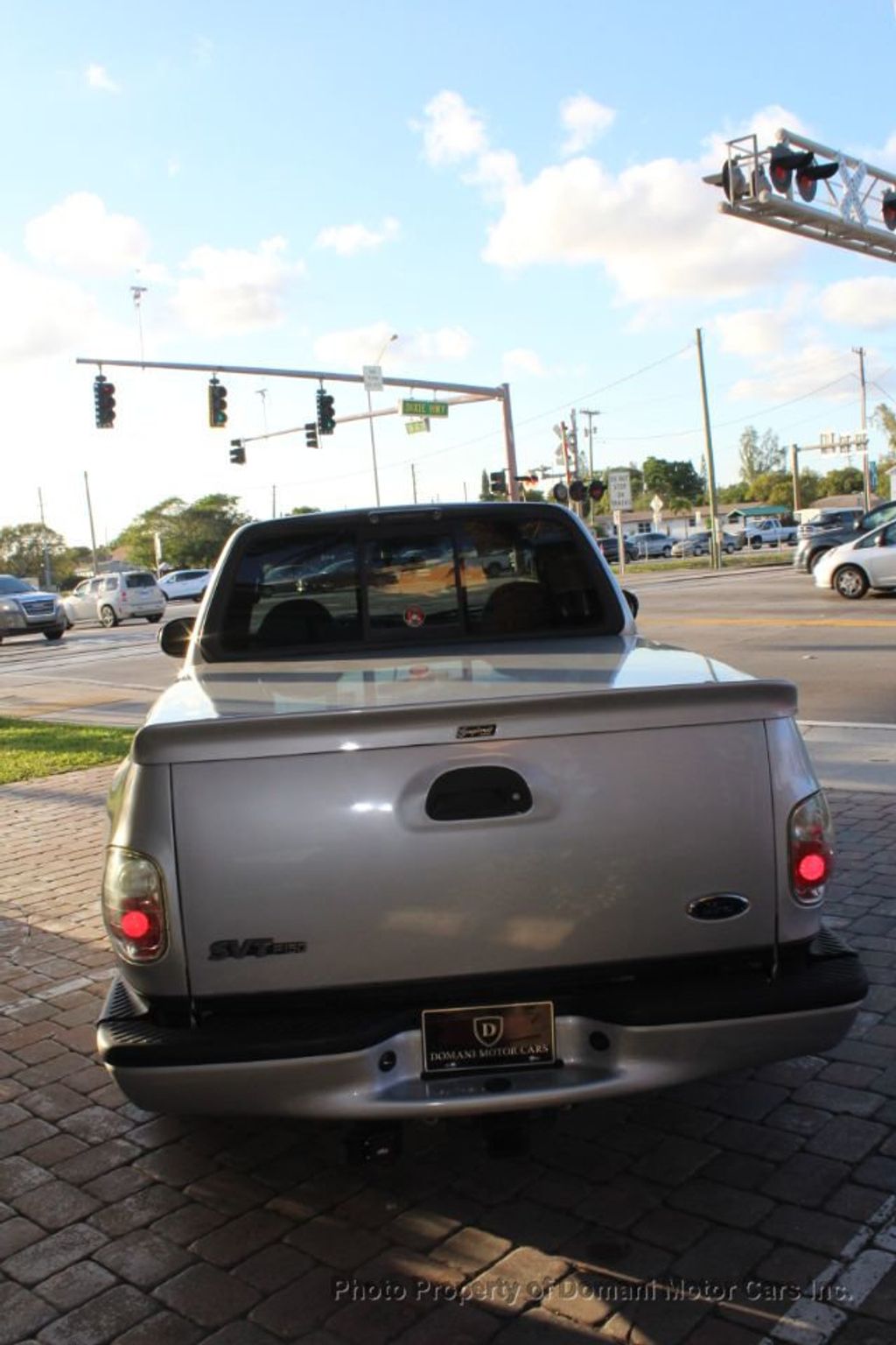 2002 Ford F-150 Lightning photo 24