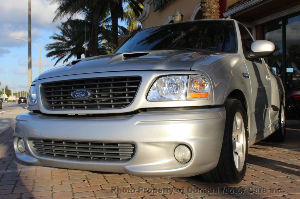 2002 Ford F-150 Lightning photo 29