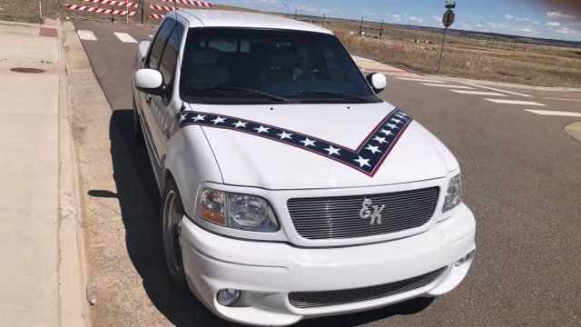 2002 Ford F-150 Evel Knievel styling - Supercharged - 23028775 - 3