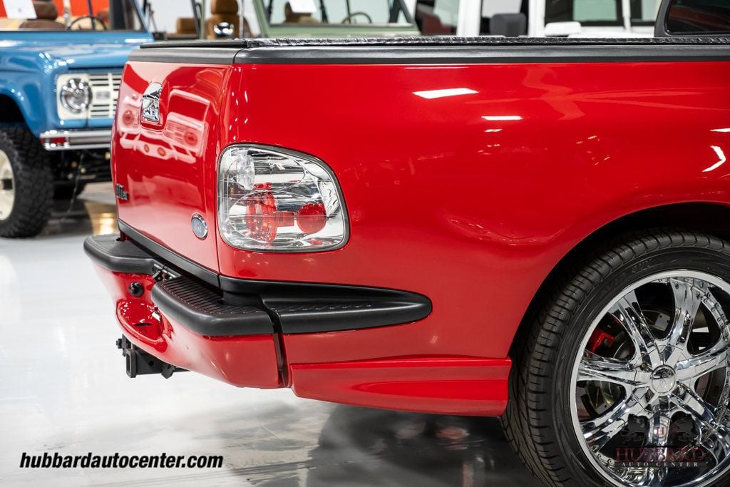 2002 Ford F-150 Reg Cab Flareside 120" Lightning - 22953596 - 46