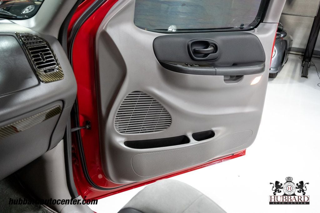 2002 Ford F-150 Reg Cab Flareside 120" Lightning - 22953596 - 77