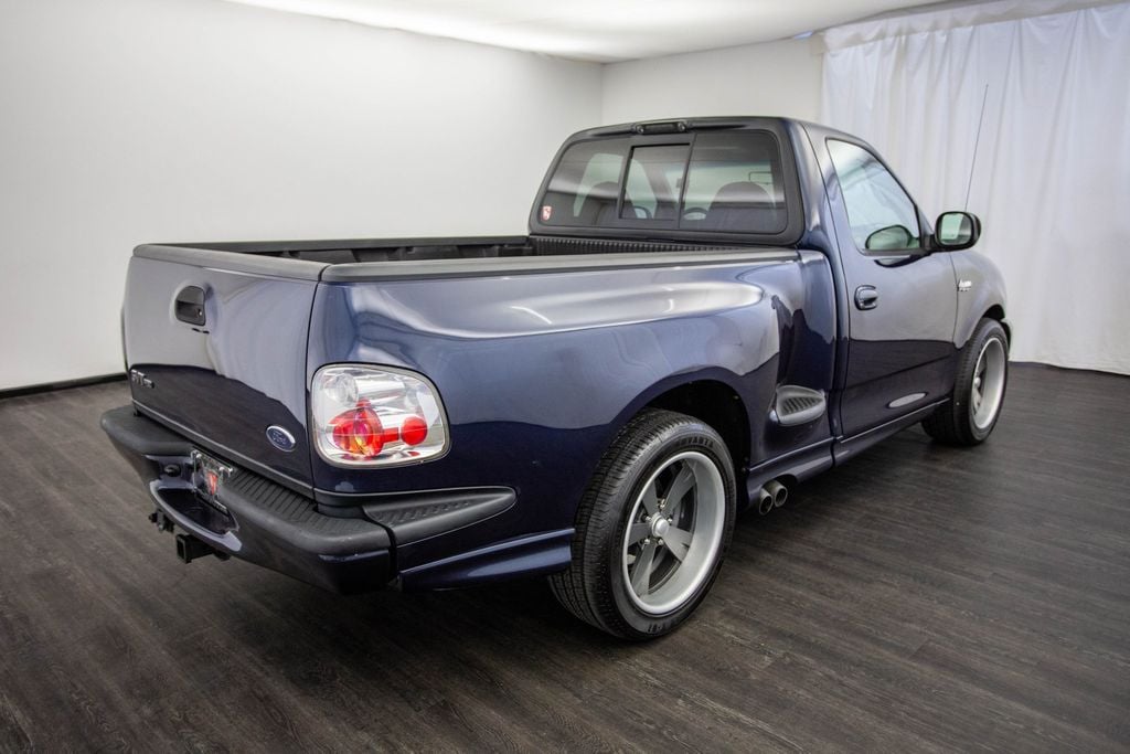 2002 Ford F-150 Reg Cab Flareside 120" Lightning - 23002759 - 9