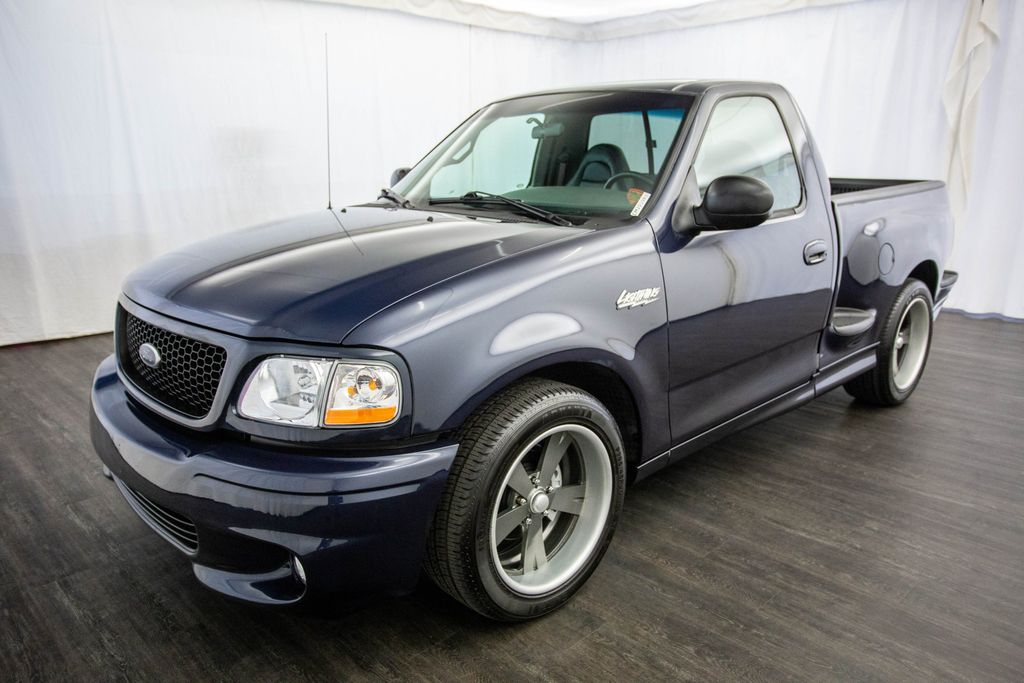 2002 Ford F-150 Reg Cab Flareside 120" Lightning - 23002759 - 2