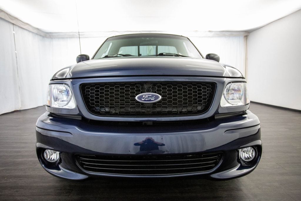 2002 Ford F-150 Reg Cab Flareside 120" Lightning - 23002759 - 29