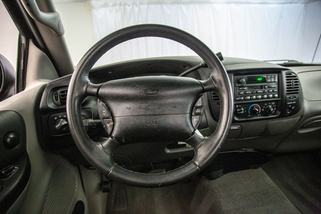 2002 Ford F-150 Reg Cab Flareside 120" Lightning - 23002759 - 41