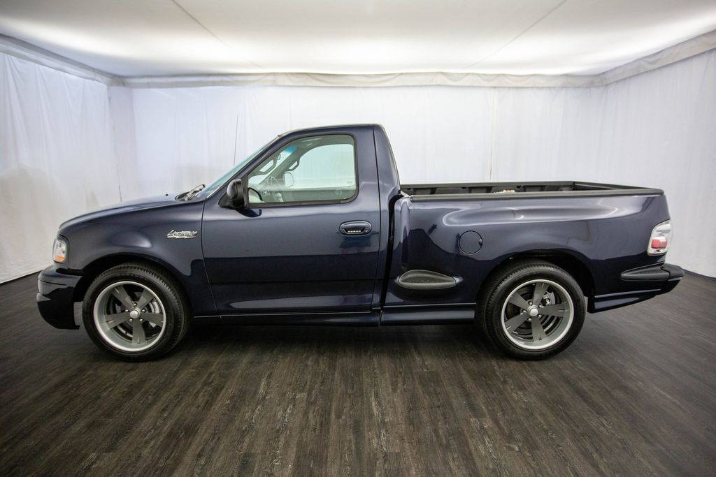 2002 Ford F-150 Reg Cab Flareside 120" Lightning - 23002759 - 6
