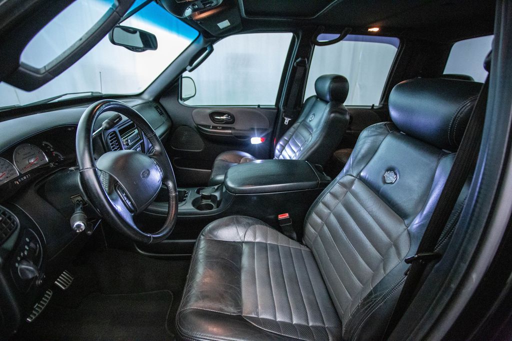 2002 Ford F-150 SuperCrew 139" Harley Davidson - 22964424 - 17