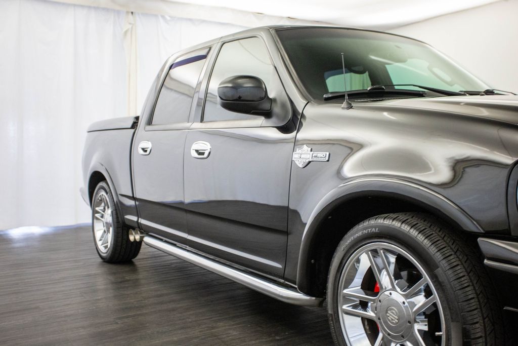 2002 Ford F-150 SuperCrew 139" Harley Davidson - 22964424 - 33