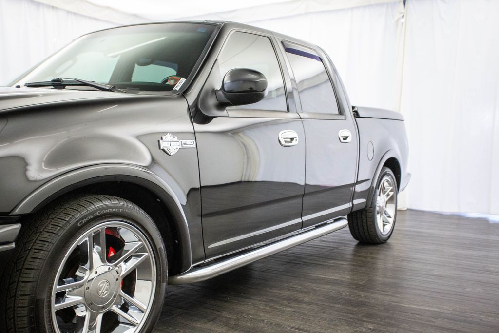 2002 Ford F-150 SuperCrew 139" Harley Davidson - 22964424 - 34
