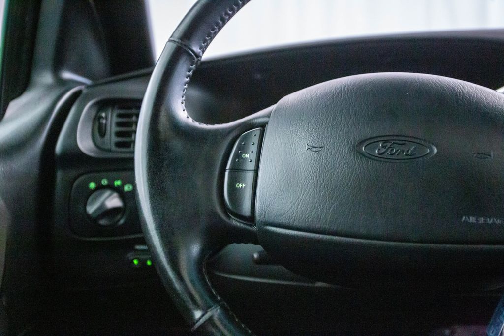 2002 Ford F-150 SuperCrew 139" Harley Davidson - 22964424 - 47