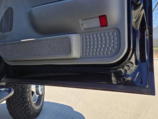 2002 Ford F-350 Super Duty Lariat LE SUPER DUTY - LOW MILES - 23003249 - 95