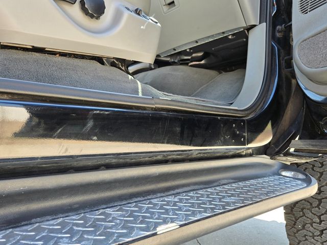 2002 Ford F-350 Super Duty Lariat LE SUPER DUTY - LOW MILES - 23003249 - 97