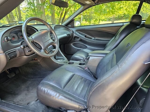 2002 Ford Mustang 2dr Convertible GT Deluxe - 23054664 - 30