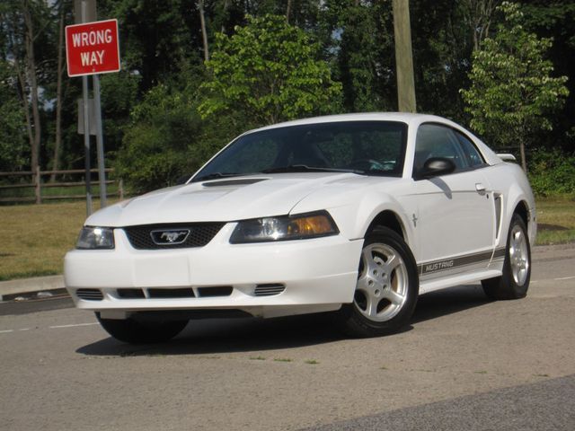 2002 Ford Mustang 2dr Coupe Standard - 22519445 - 2