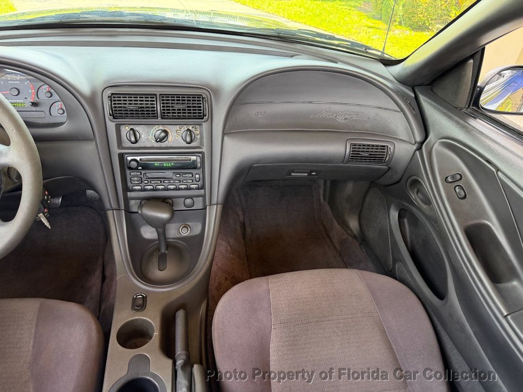2002 Ford Mustang Deluxe Convertible 3.8L V6 - 23051055 - 11