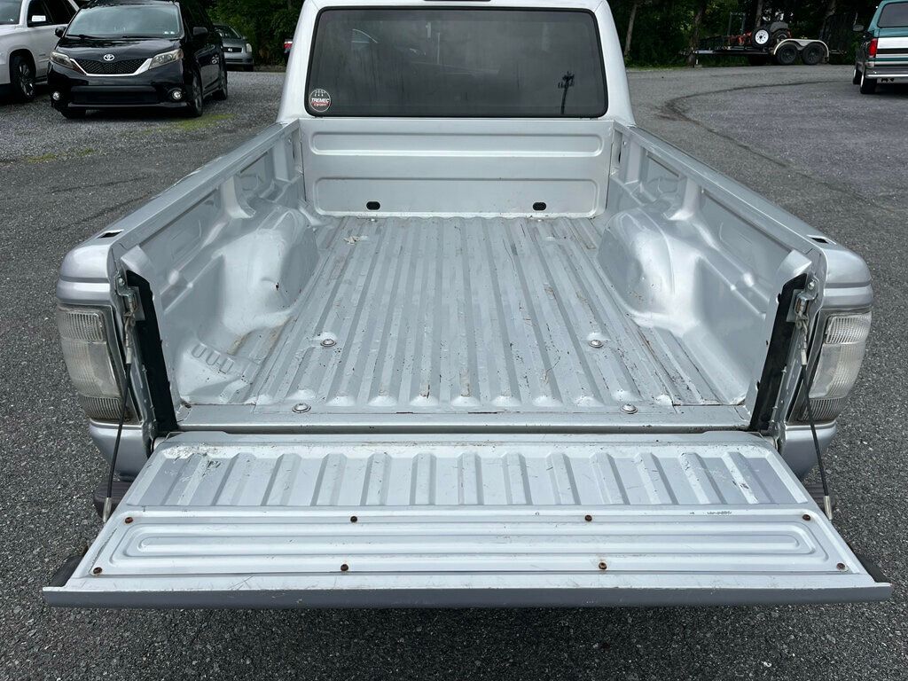 2002 Ford Ranger Lowered 5.0L 302ci V8 Tremec 5-speed 8.8 Rear - 23019542 - 19
