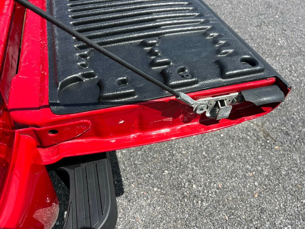 2002 Ford Ranger Rust Free Regular Cab Short bed V6 5-Speed Manual - 23019547 - 18