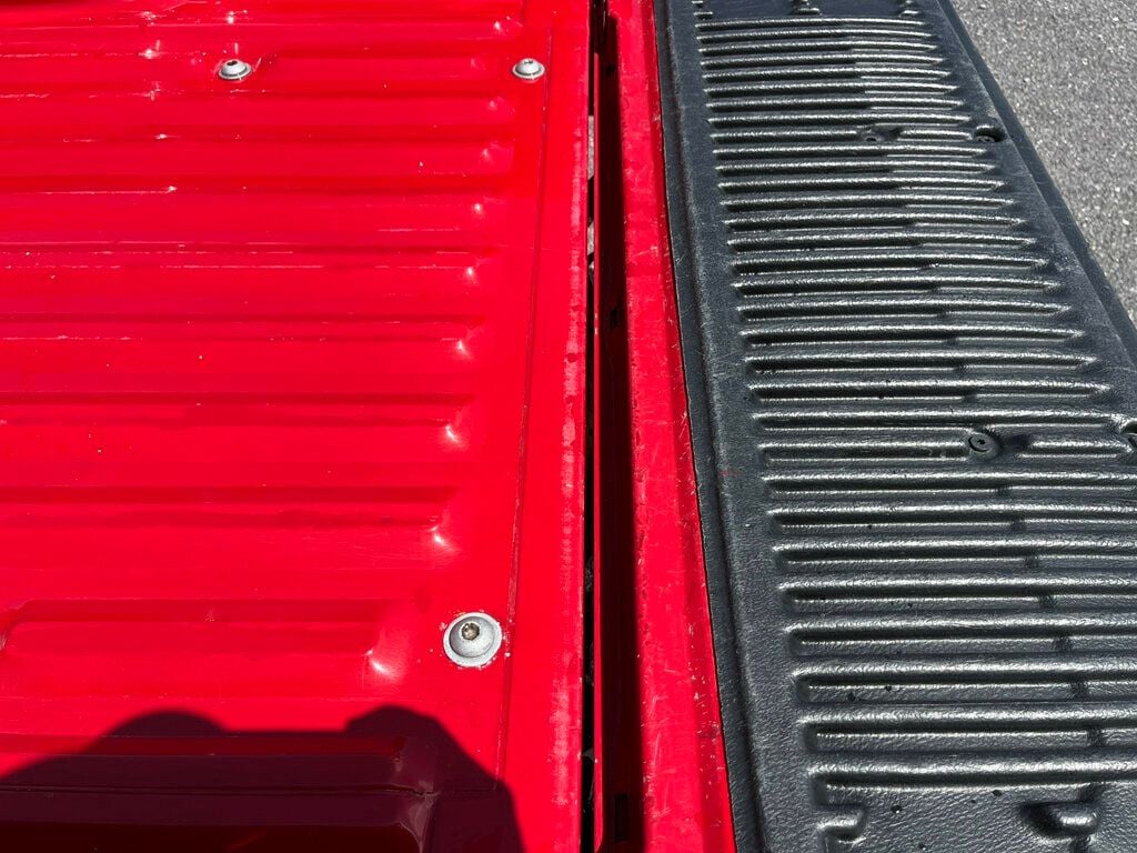 2002 Ford Ranger Rust Free Regular Cab Short bed V6 5-Speed Manual - 23019547 - 19