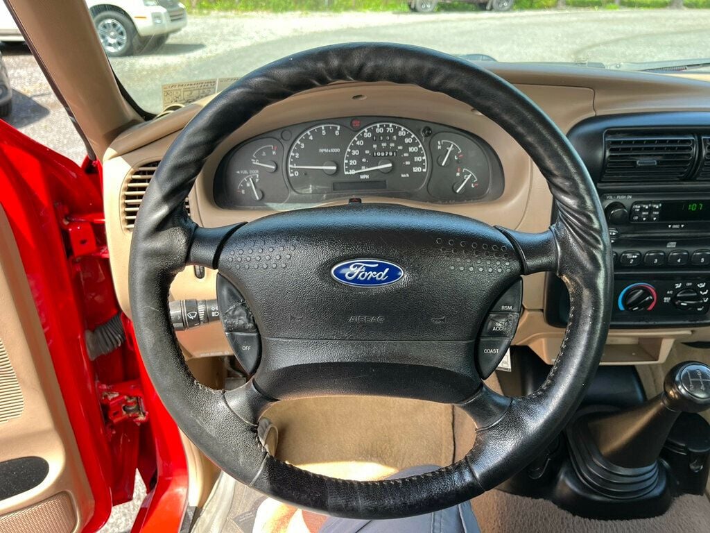 2002 Ford Ranger Rust Free Regular Cab Short bed V6 5-Speed Manual - 23019547 - 26