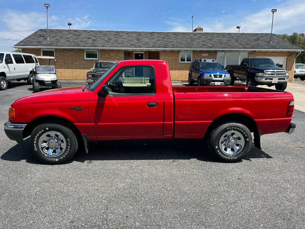 2002 Ford Ranger Rust Free Regular Cab Short bed V6 5-Speed Manual - 23019547 - 3