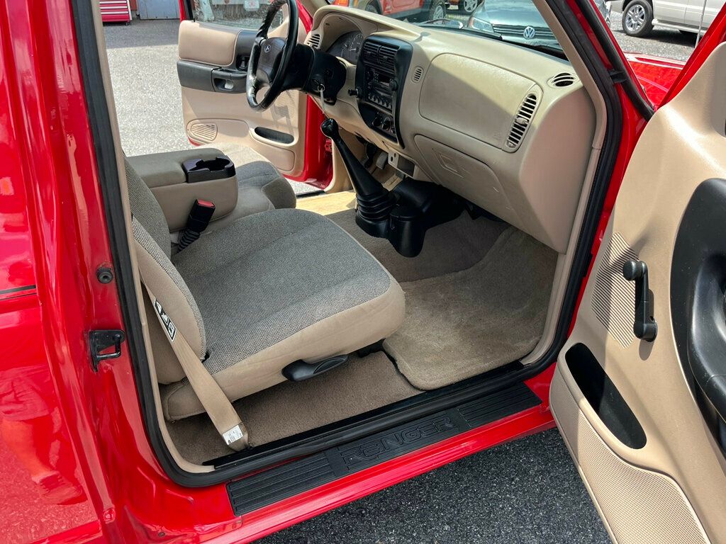 2002 Ford Ranger Rust Free Regular Cab Short bed V6 5-Speed Manual - 23019547 - 45