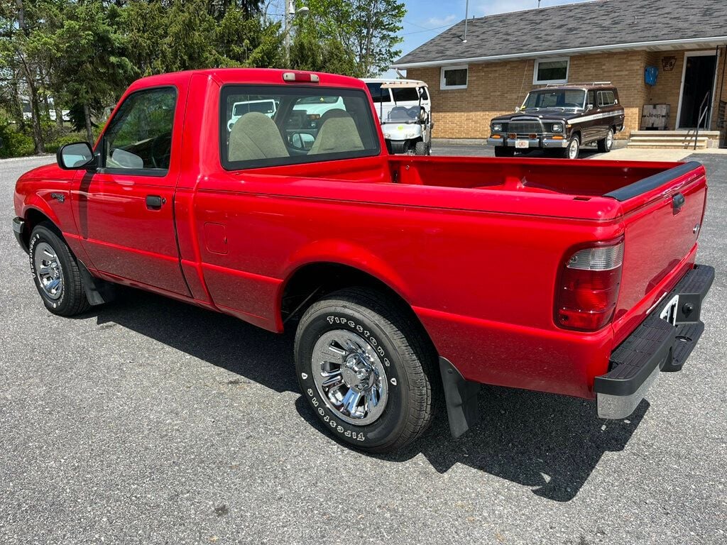 2002 Ford Ranger Rust Free Regular Cab Short bed V6 5-Speed Manual - 23019547 - 4