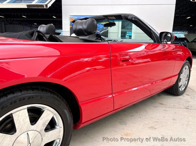 2002 Ford Thunderbird 2dr Convertible Deluxe - 23000613 - 16