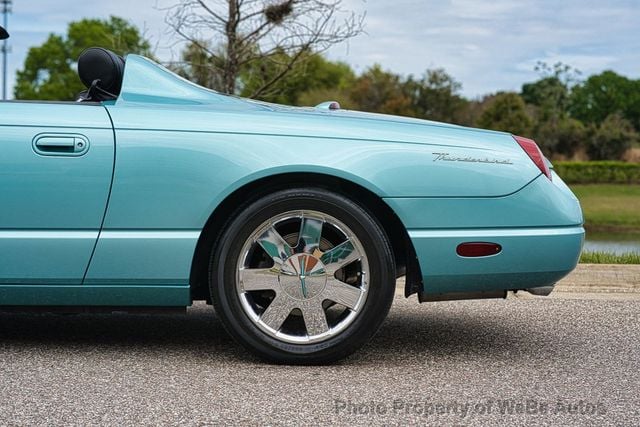 2002 Ford Thunderbird 2dr Convertible Deluxe - 23002616 - 32