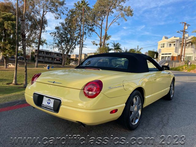 2002 Ford Thunderbird 2dr Convertible w/Hardtop Deluxe - 21686752 - 33