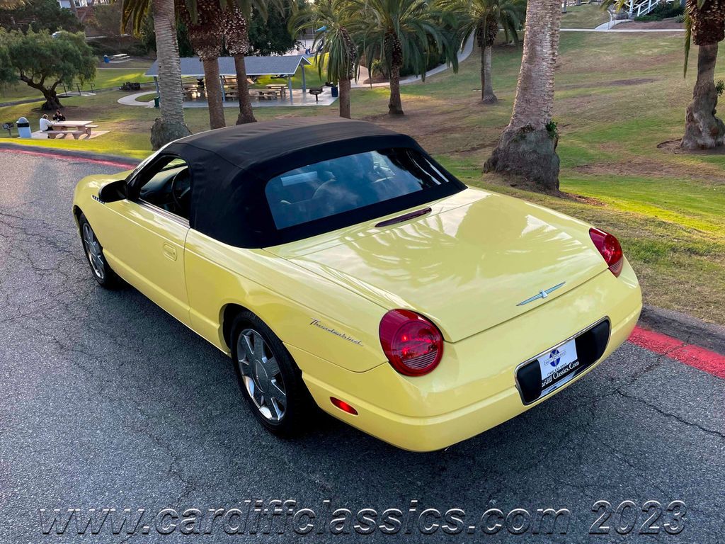 2002 Ford Thunderbird 2dr Convertible w/Hardtop Deluxe - 21686752 - 38